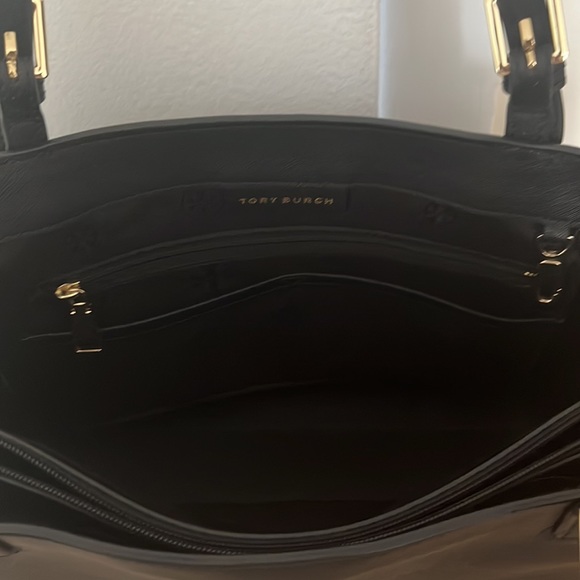 Tory burch tote - Picture 3 of 5